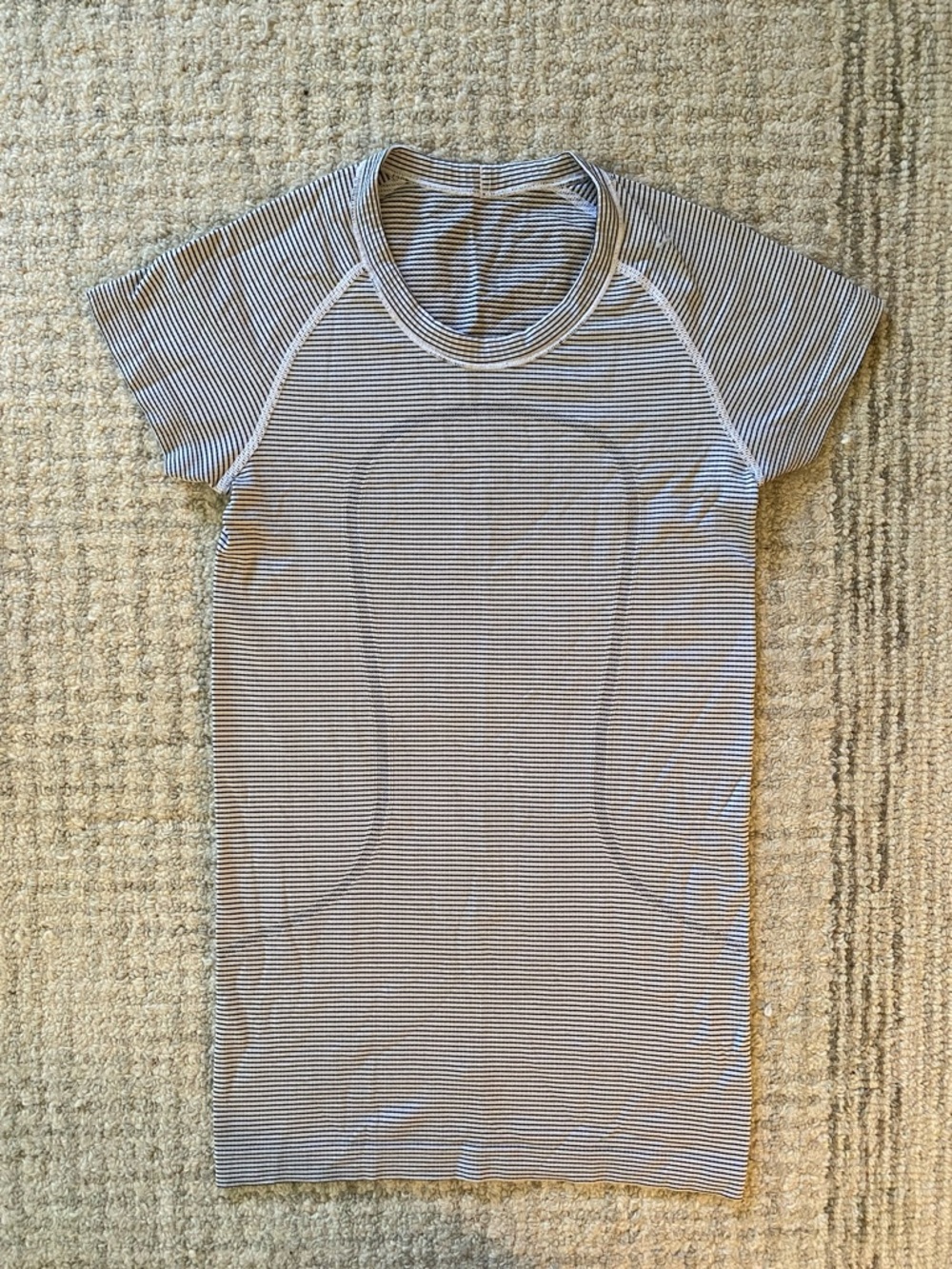 Swiftly Tech Short-Sleeve Shirt 2.0 Hip Length